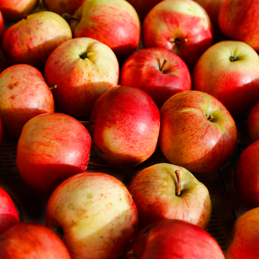 Fresh Red Braeburn Apples 1kg - TO ORDER ONLY