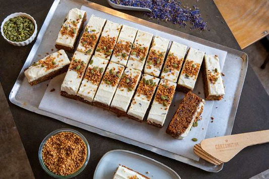 Cakesmiths Vegan Ultimate Carrot Traycake 1 x 18 ptn