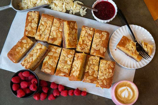 Cakesmiths VLG Raspberry Bakewell 1 x 14 Portions