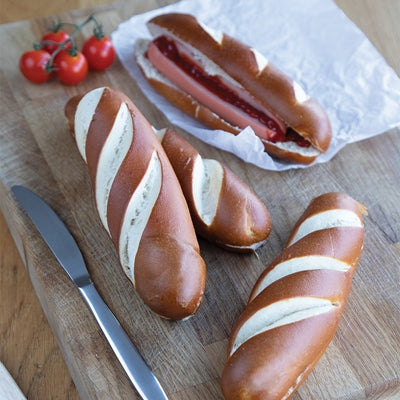 Frozen Pretzel Hot Dog Roll 60 x 80g - 16cm