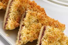 Handmade Cake Raspberry & Coconut Tray Bake 1 x 12 ptn